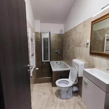 Апартаменти Brecic 1 *